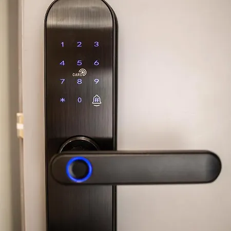 Apartment Black & White Marina Studio, Getaway