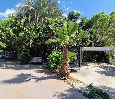 Black & White Marina Studio, Getaway Kalamata