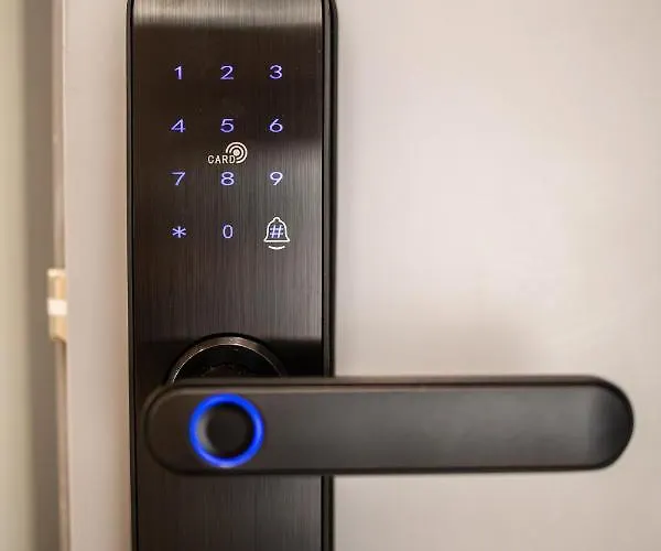 아파트 Black & White Marina Studio, Getaway